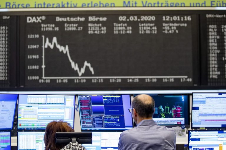 Traders Monitor Financial Data Near The Downward Trajectory Of The DAX